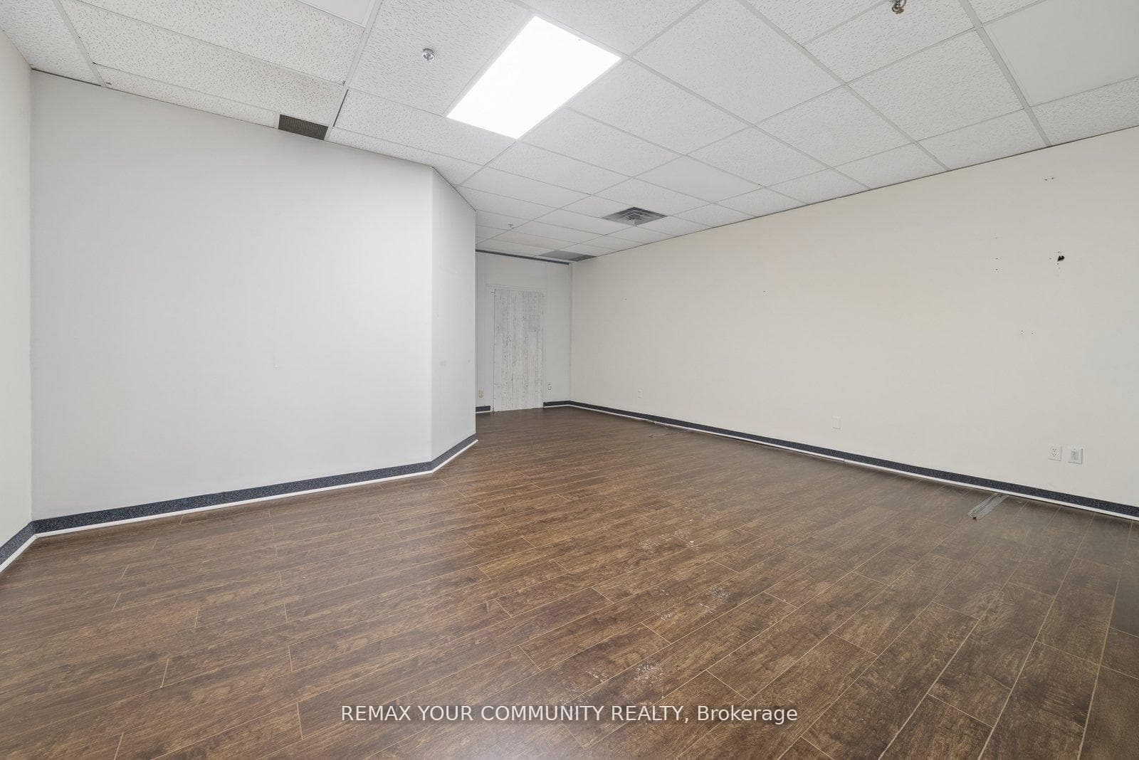 105 Consumers Drive Unit UNITS A-J photo 8