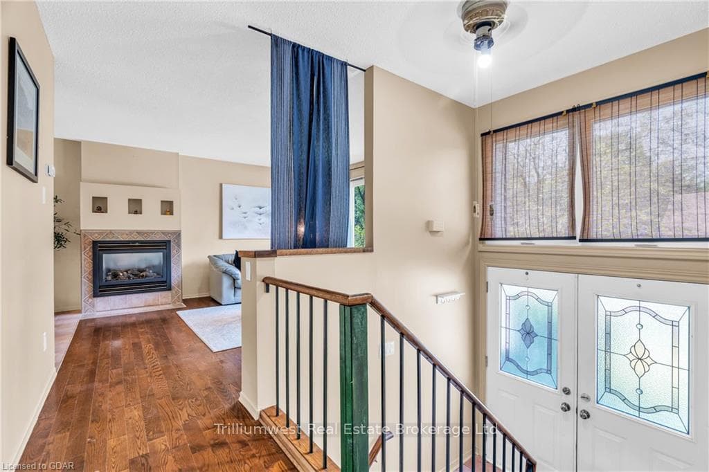 259 WARATAH Avenue photo 4