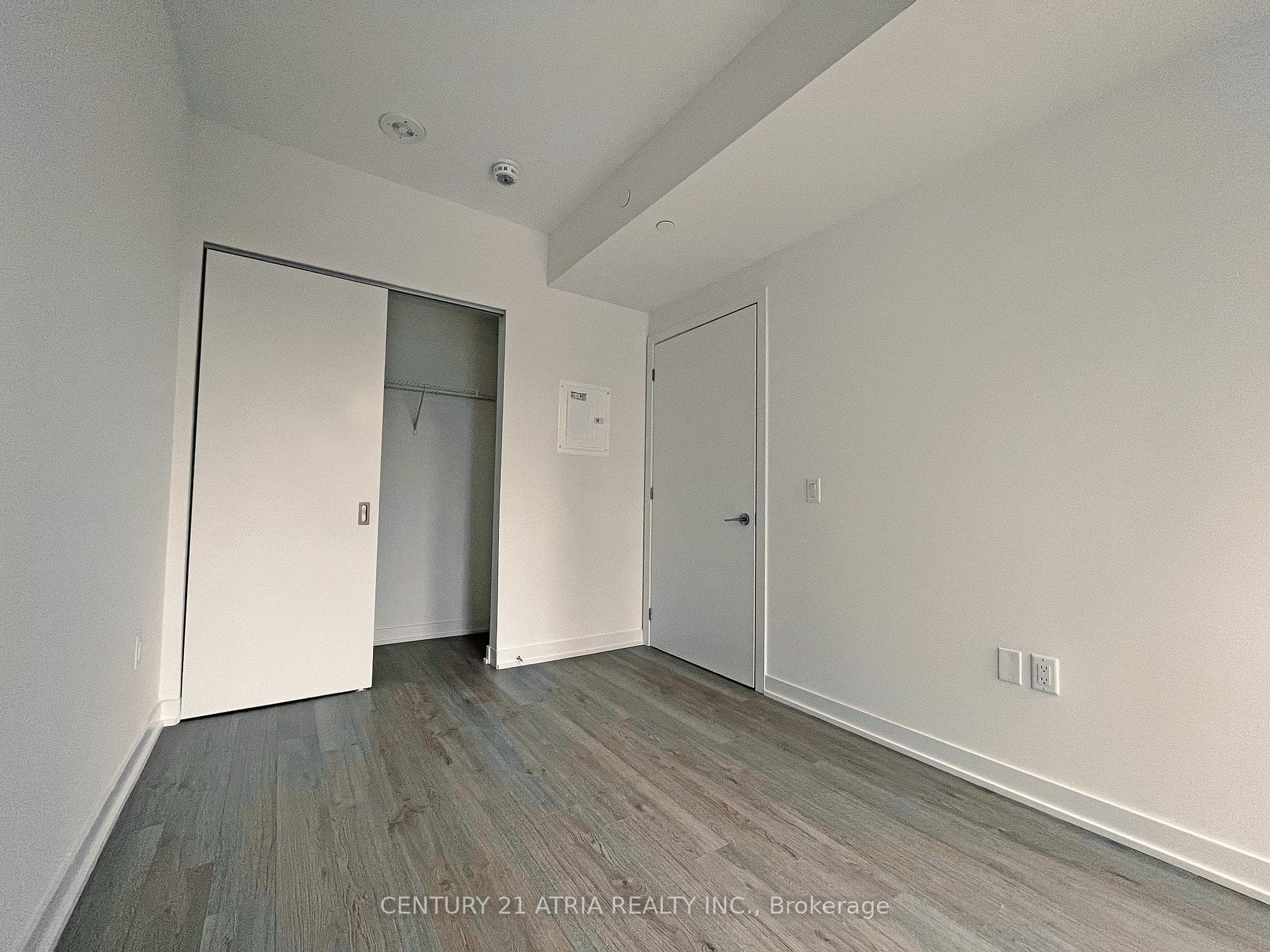 357 King Street Unit 1002 photo 7