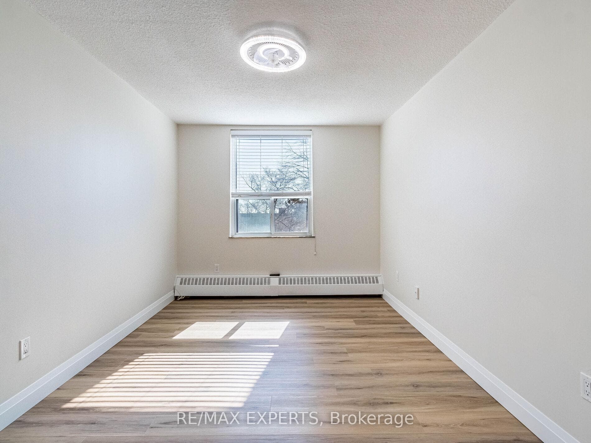 49 Queen Street Unit 703 photo 20