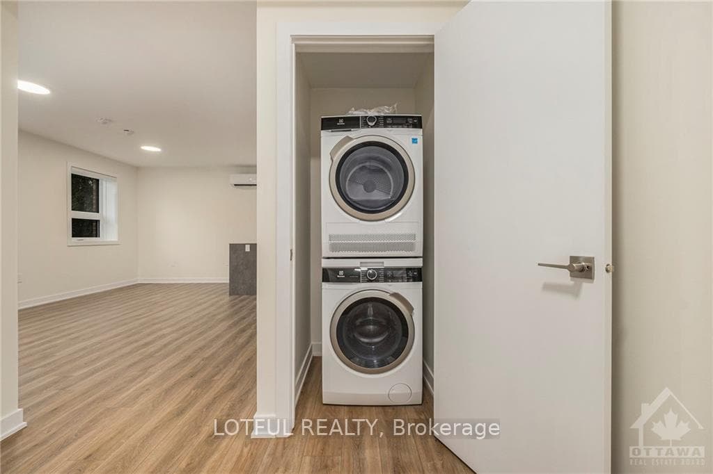 630 CHURCHILL Avenue Unit 202 photo 9