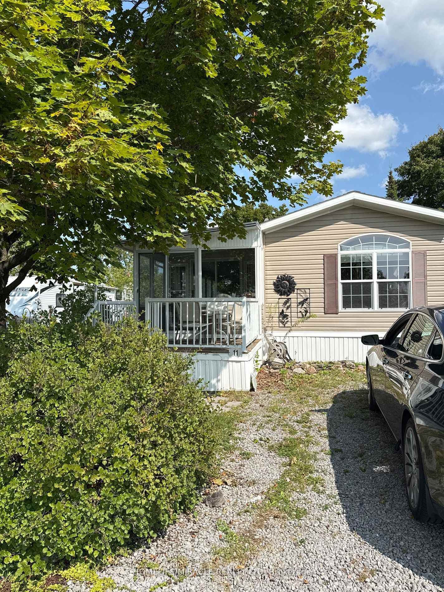 11 Grandview Drive photo 22
