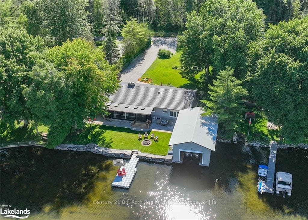 Welcome to 3303 Crescent Bay Road