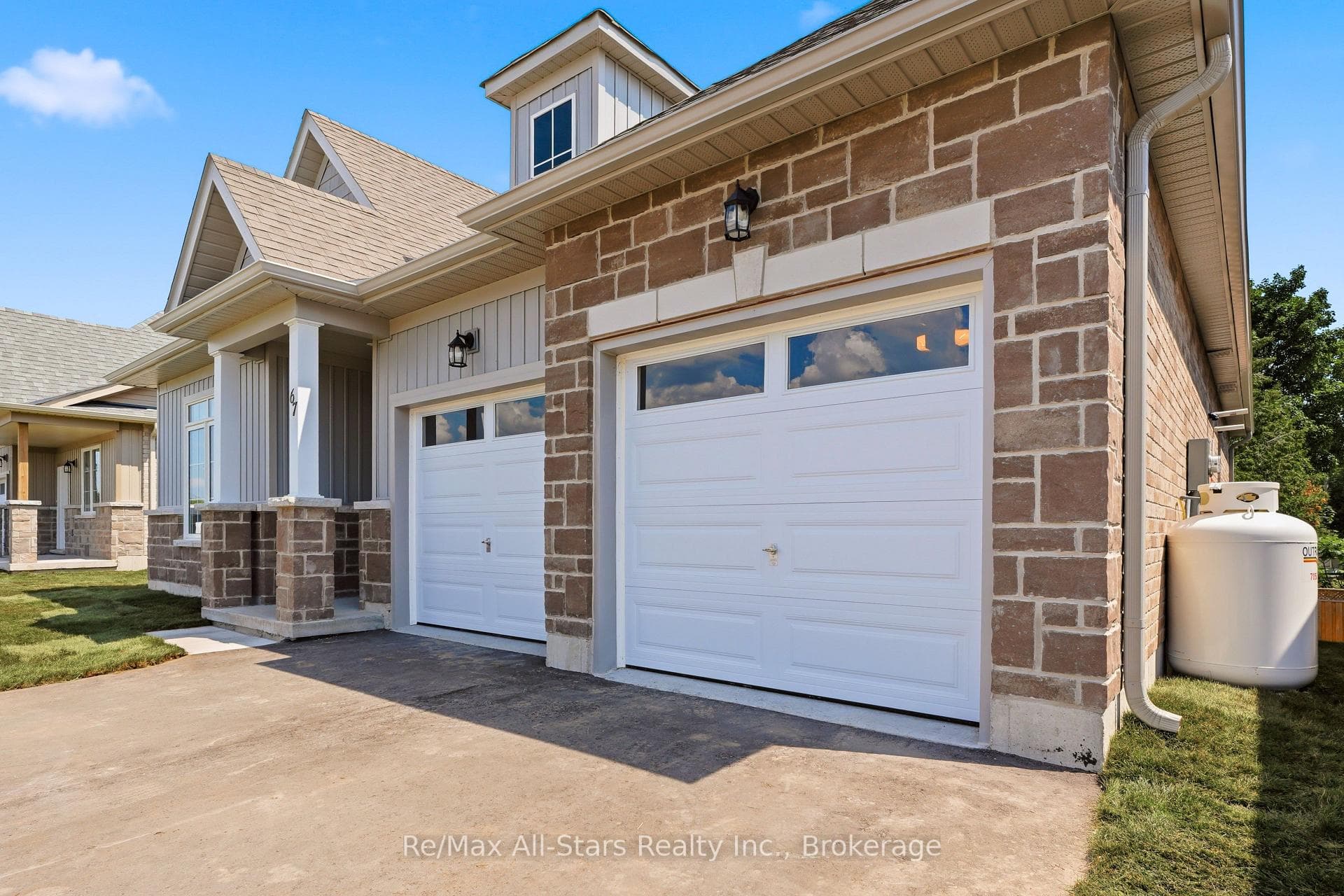 67 Hillcroft Way photo 4