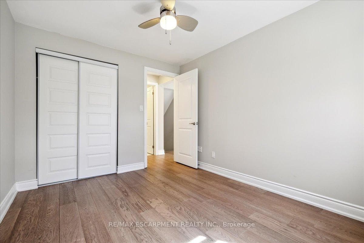 1120 Shadeland Drive photo 12