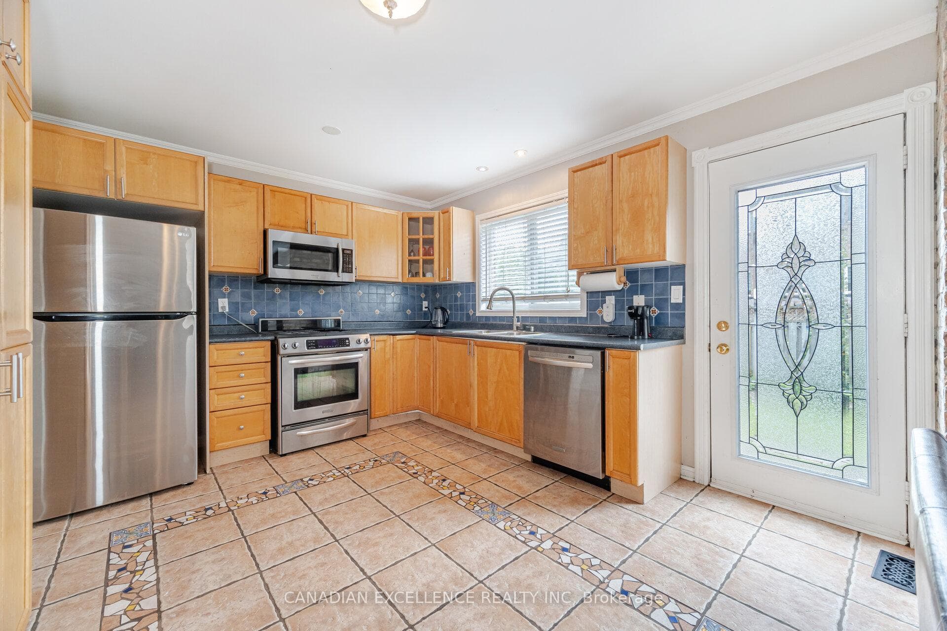 5564 Bridgeport Gate photo 14