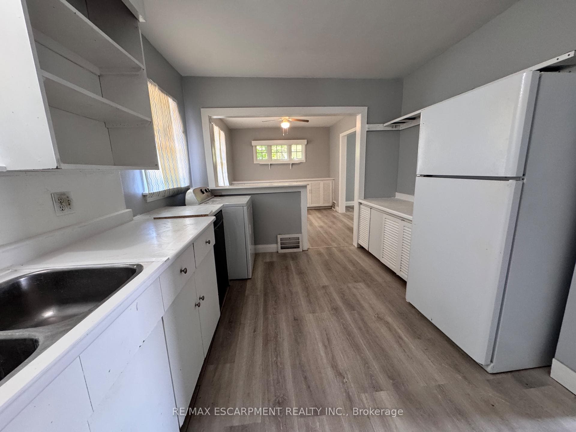 46 Plains Road Unit Upper Unit photo 8