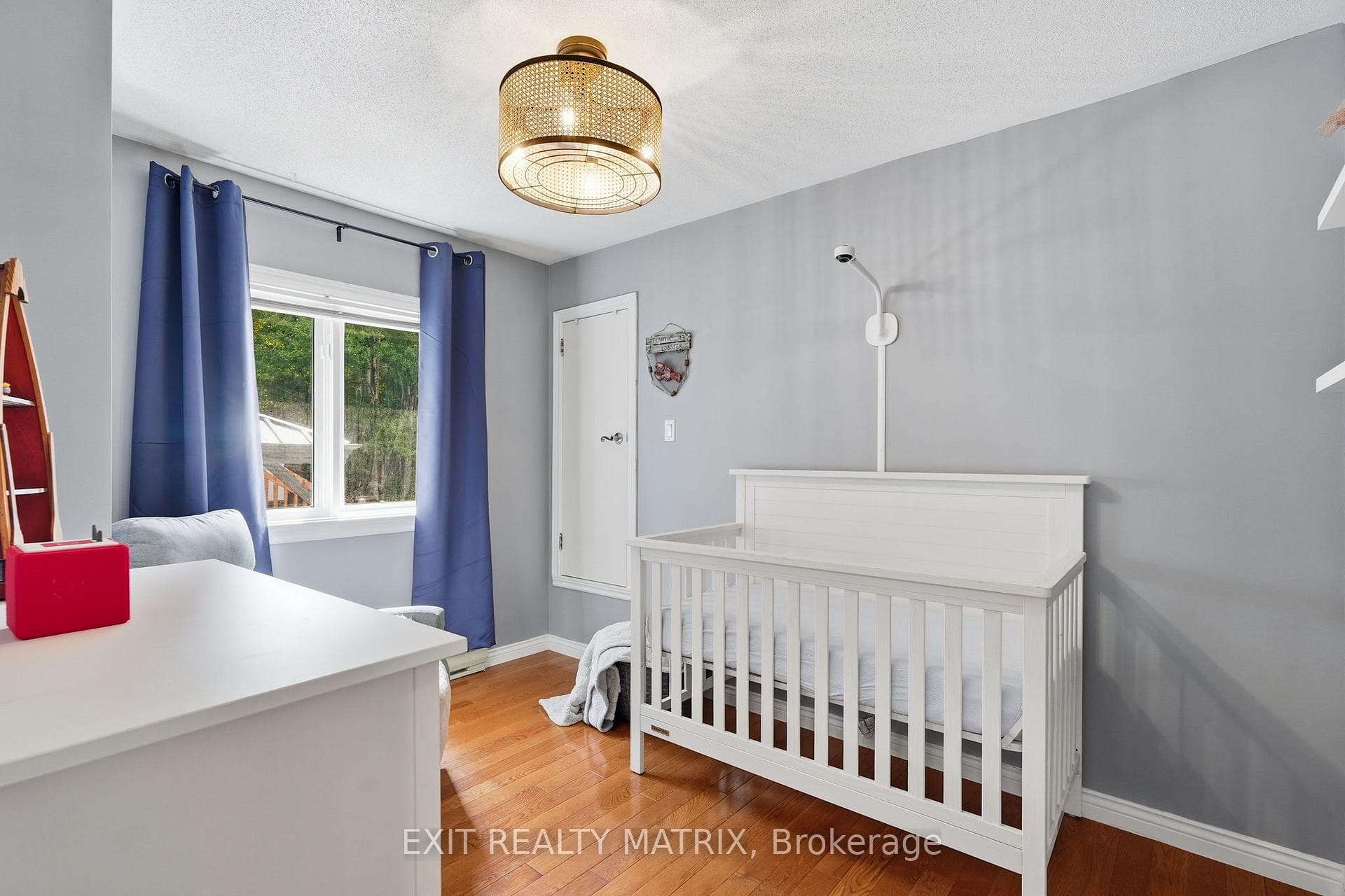 639 Boundary Road photo 17