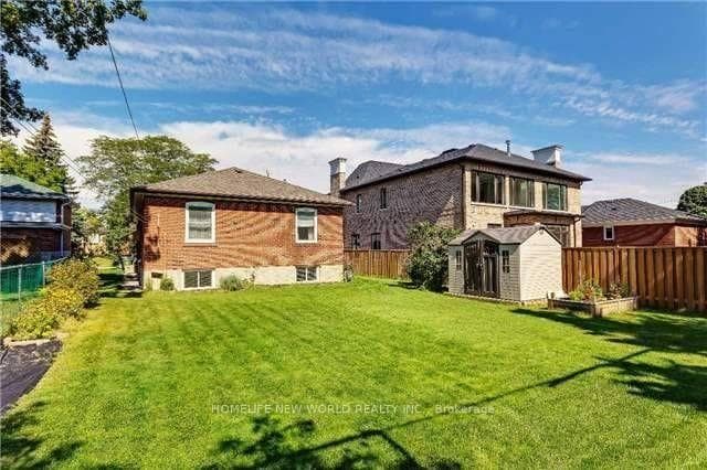 261 Betty Ann Drive photo 19