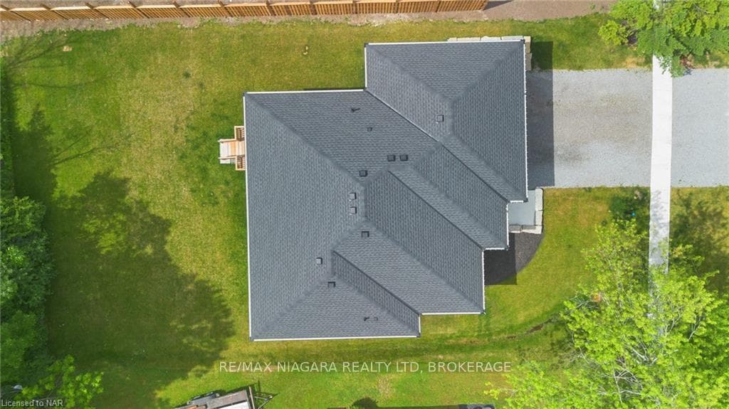735 CRESCENT Road photo 26