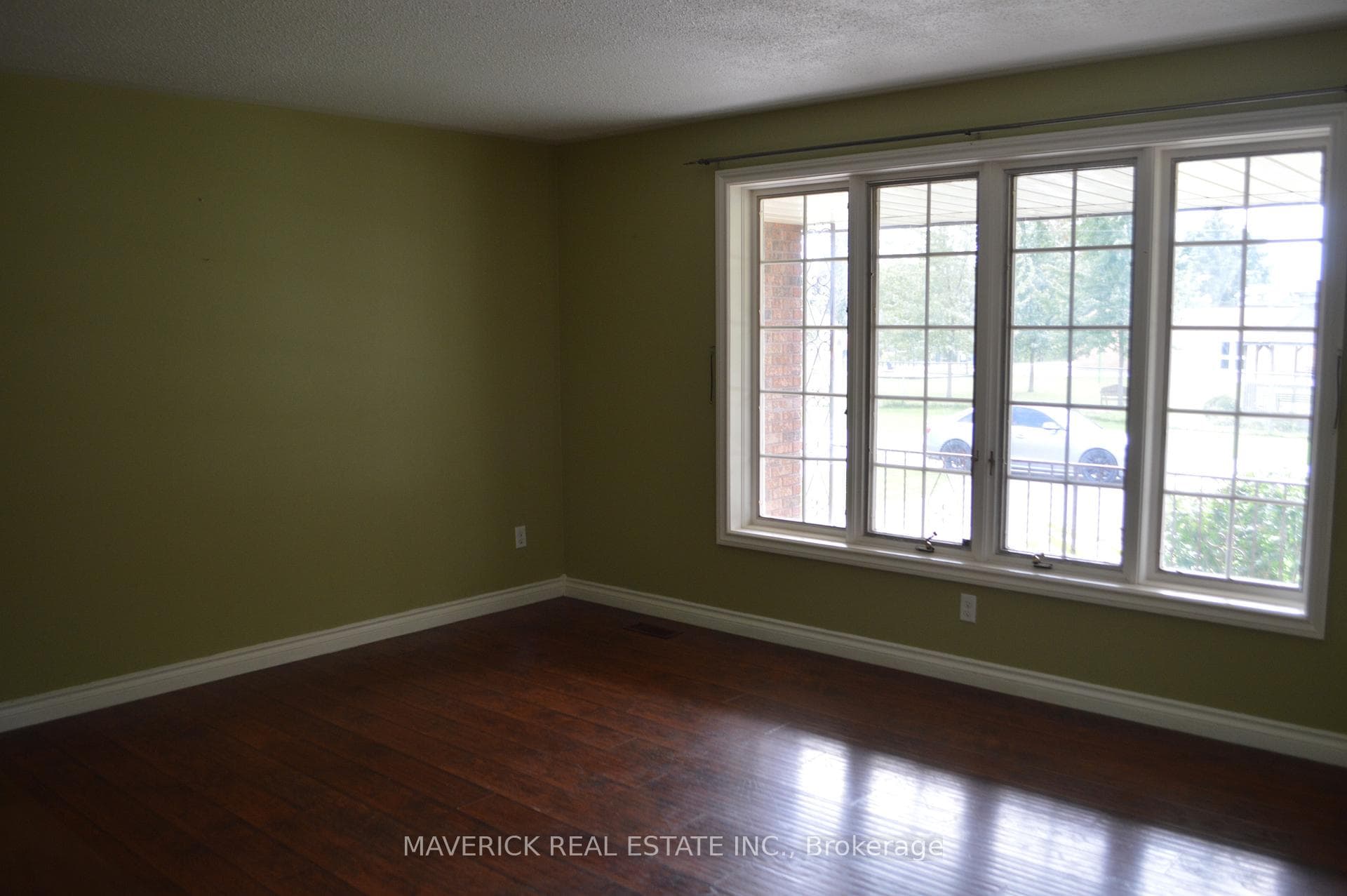 259 Randolph Street photo 6