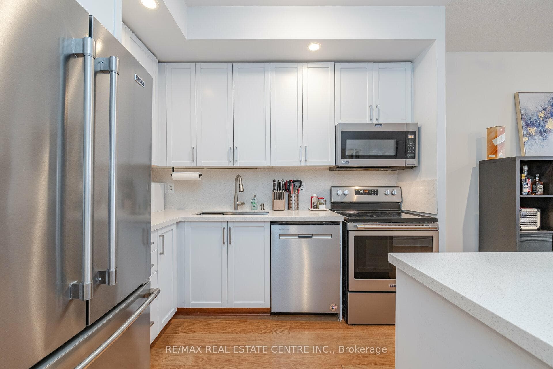 5233 Dundas Street Unit 323 photo 13