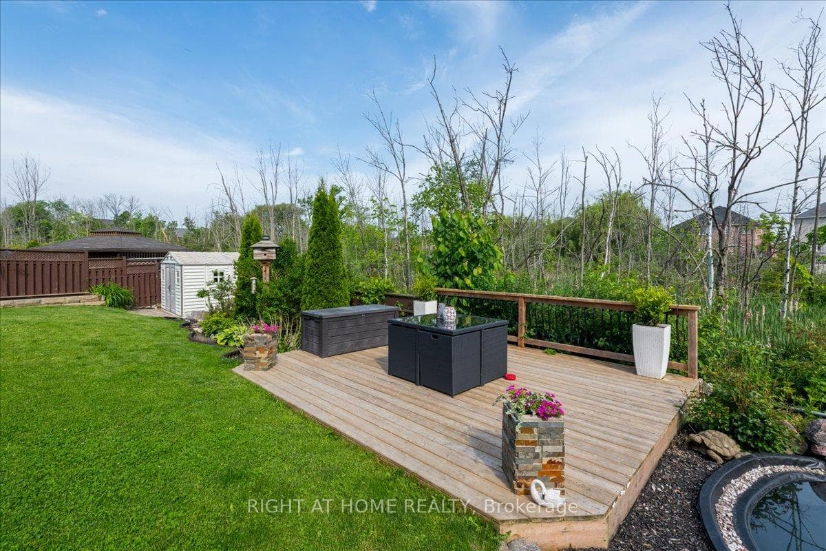 1258 Lowrie Street photo 26