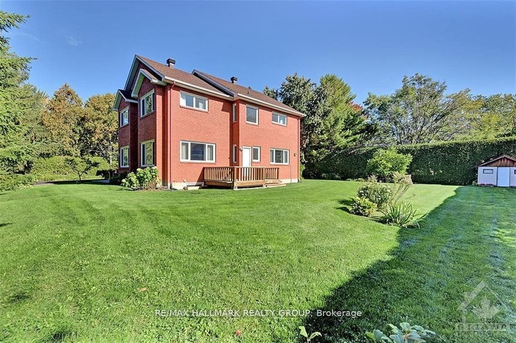 100 Delong Drive photo 26