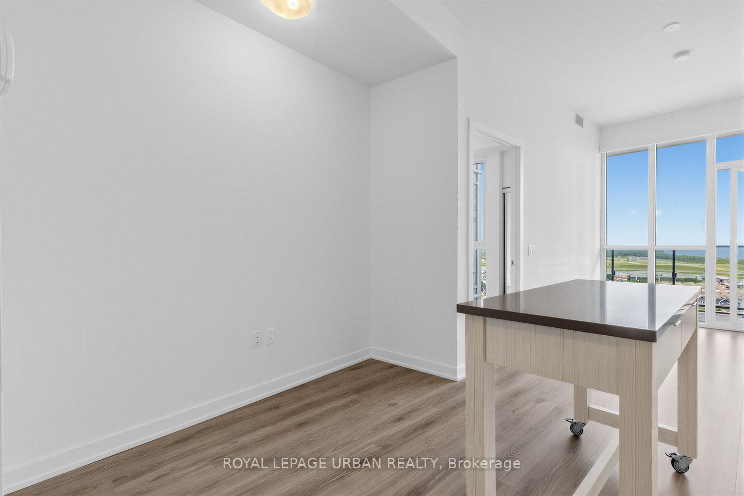 38 Iannuzzi Street Unit 2311 photo 3
