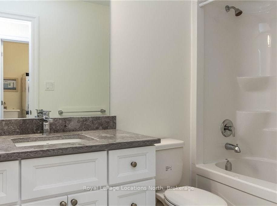 305 Cook Street photo 26