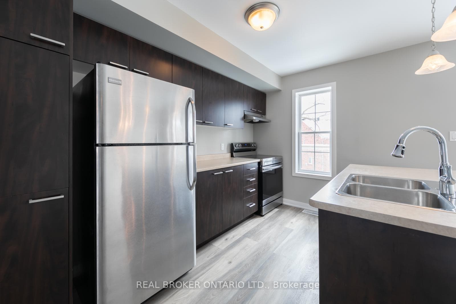91 Coughlin Road Unit 37 photo 3