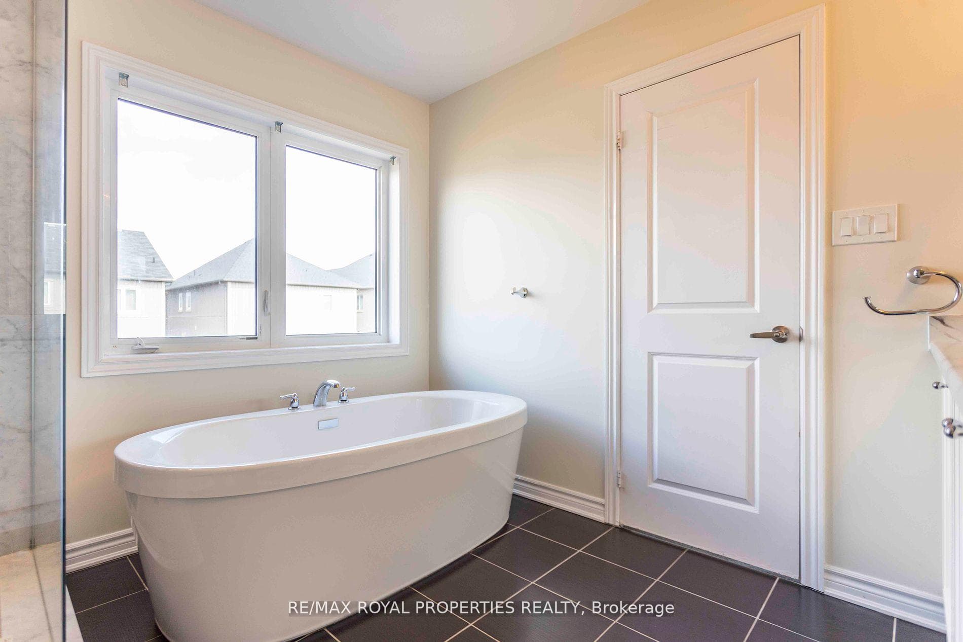 46 Northhill Avenue photo 26
