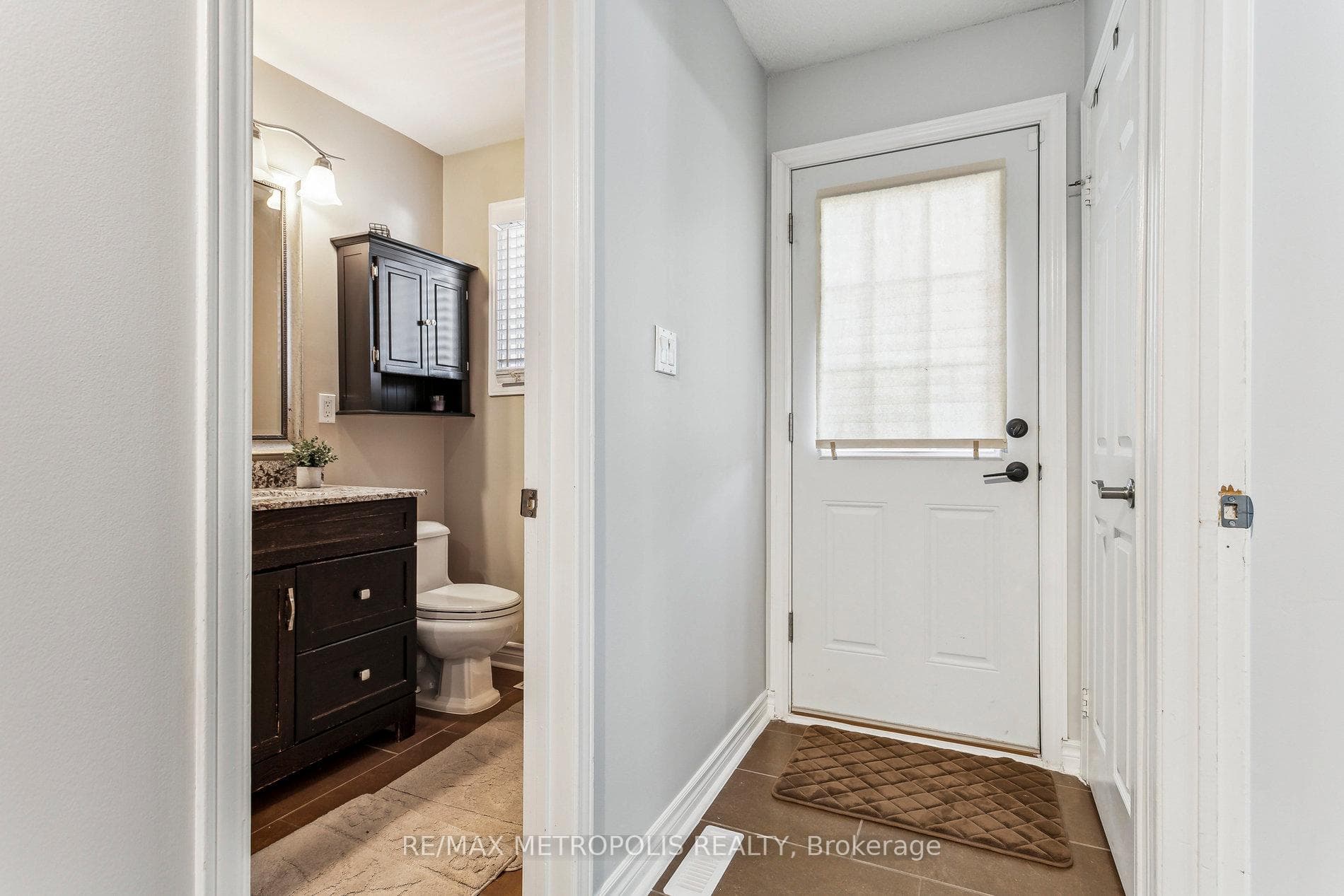 12 Tanager Square photo 4