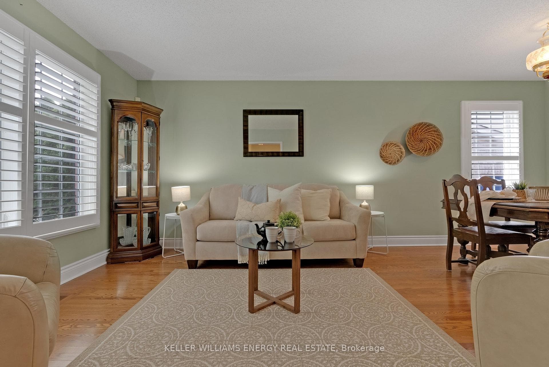 969 Frei Street photo 6