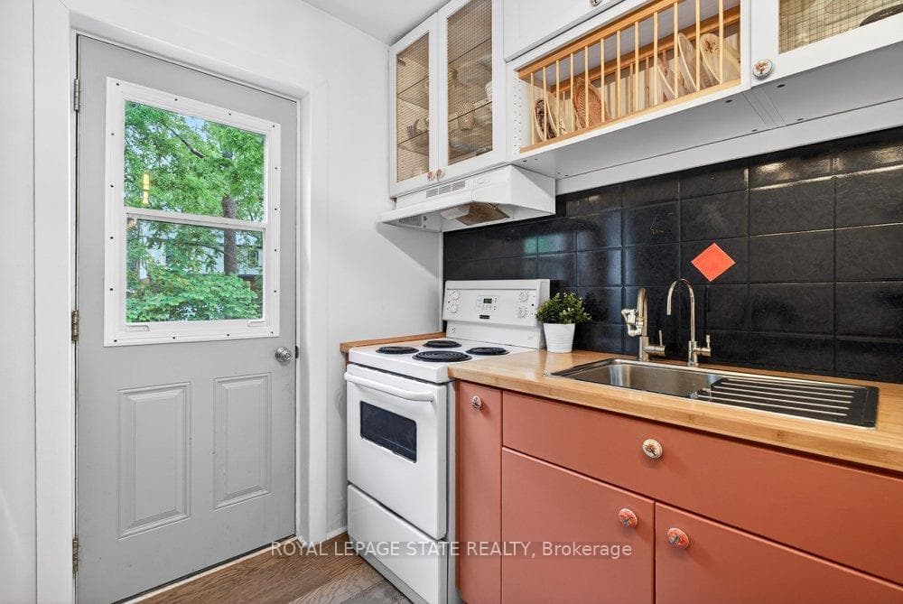 78 East 14th Street photo 10