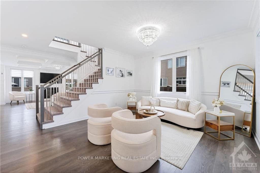 239 AQUARIUM Avenue photo 6