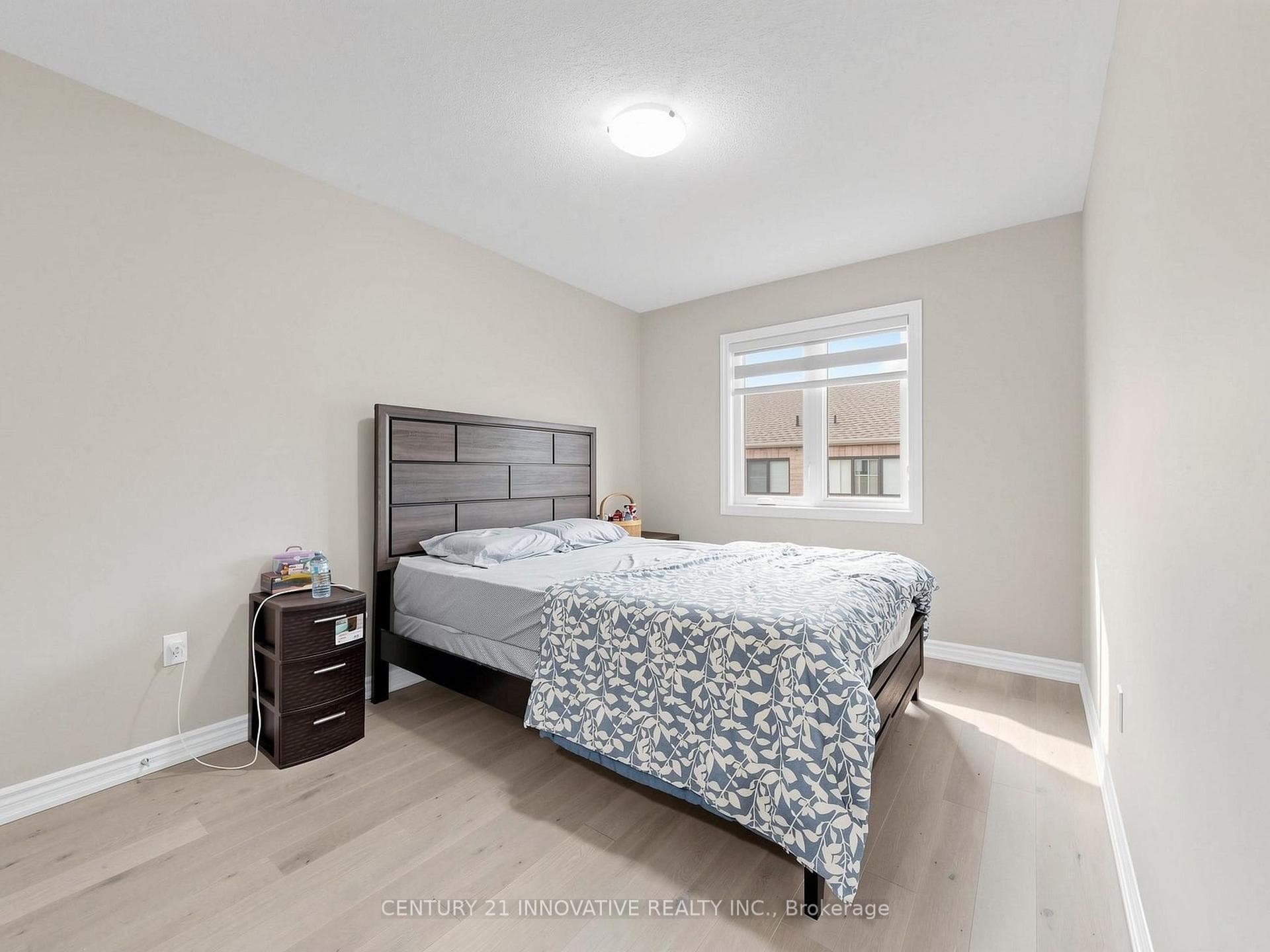 2nd Bedroom with 4 pcs Ensuite