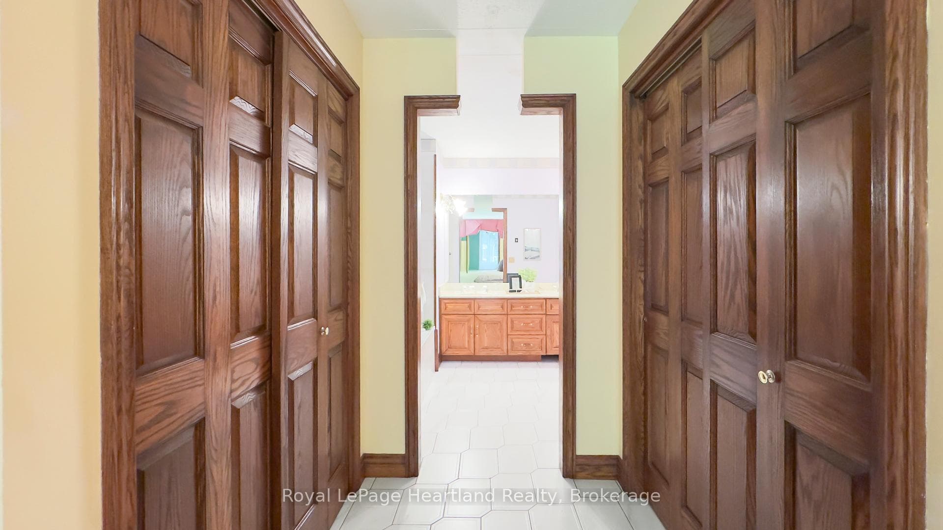 81364 Champlain Boulevard photo 38