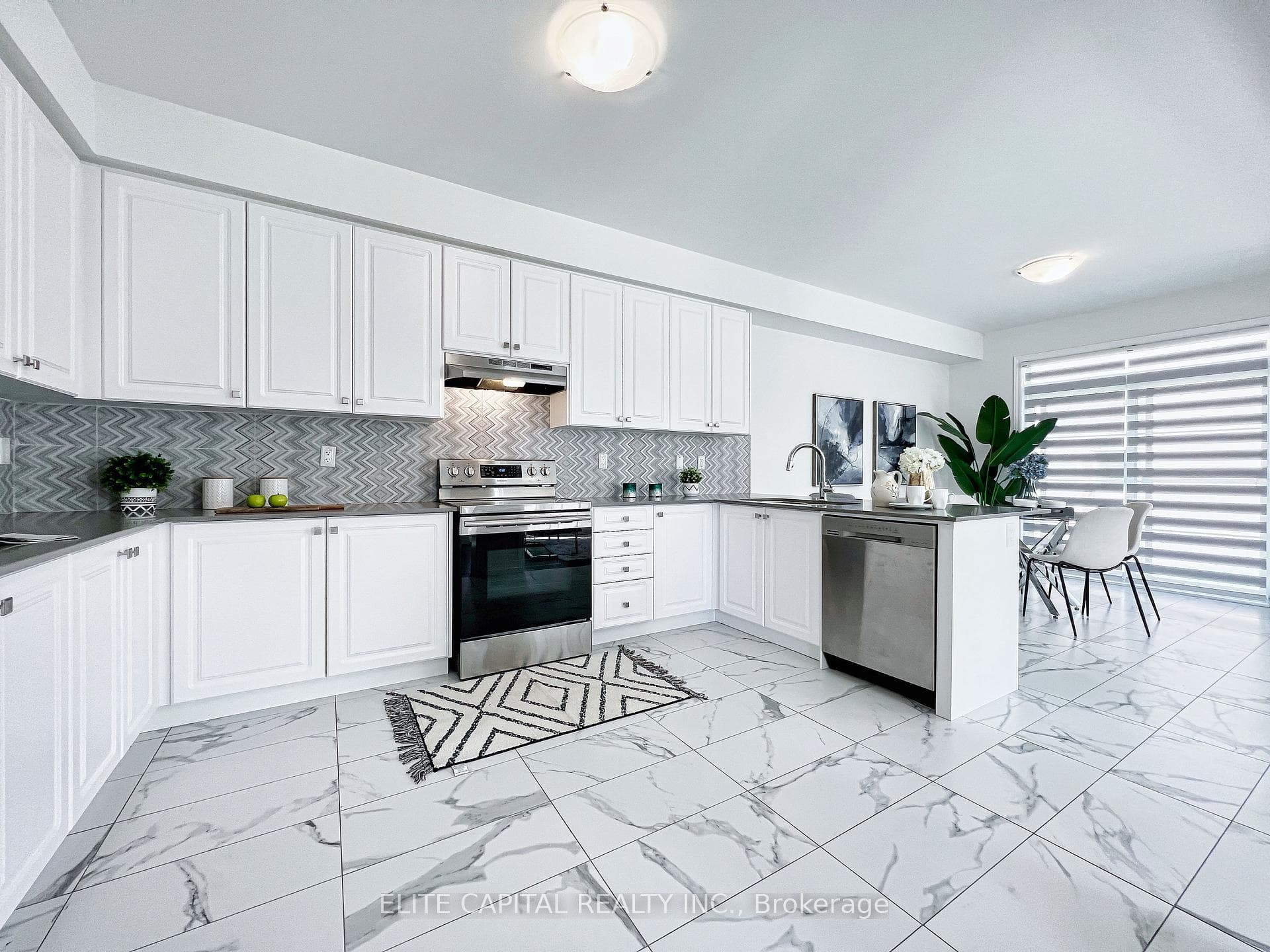 25 Hilts Drive photo 9
