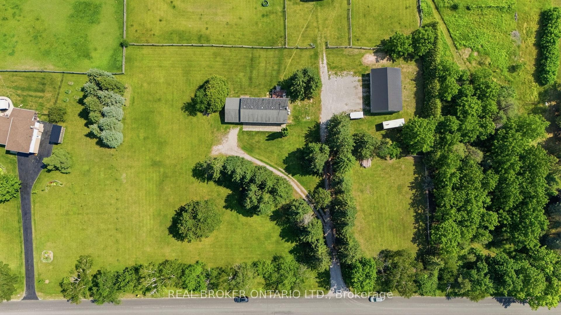 785 Reid Road photo 36