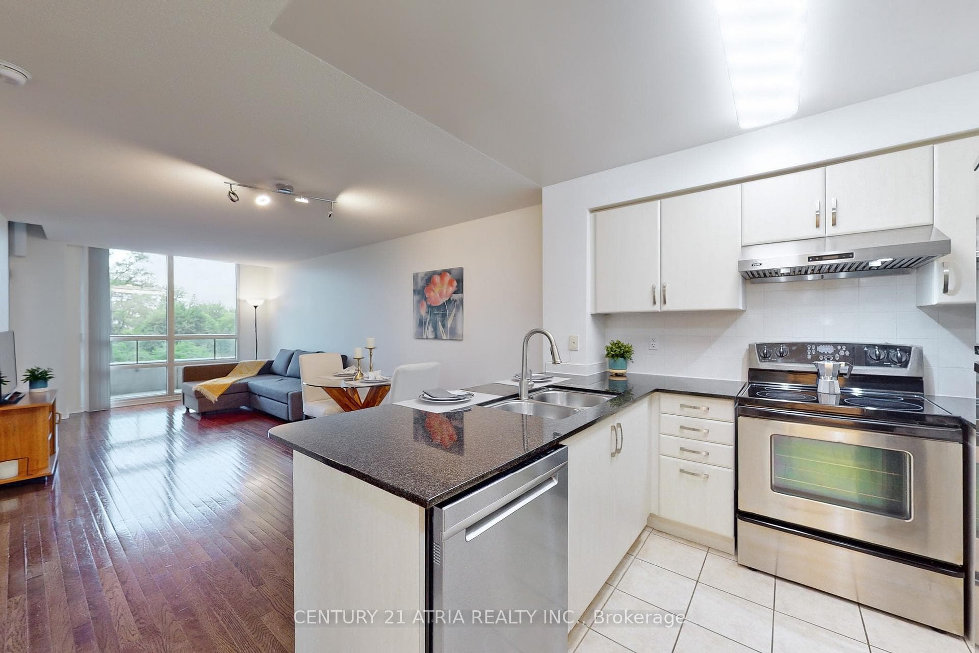 503 Beecroft Road Unit 317 photo 16