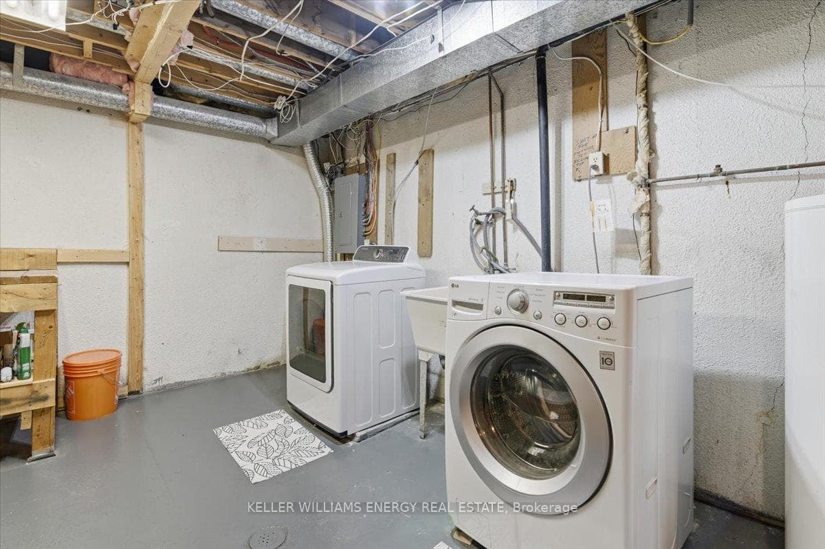 155 Glovers Road Unit 13 photo 34