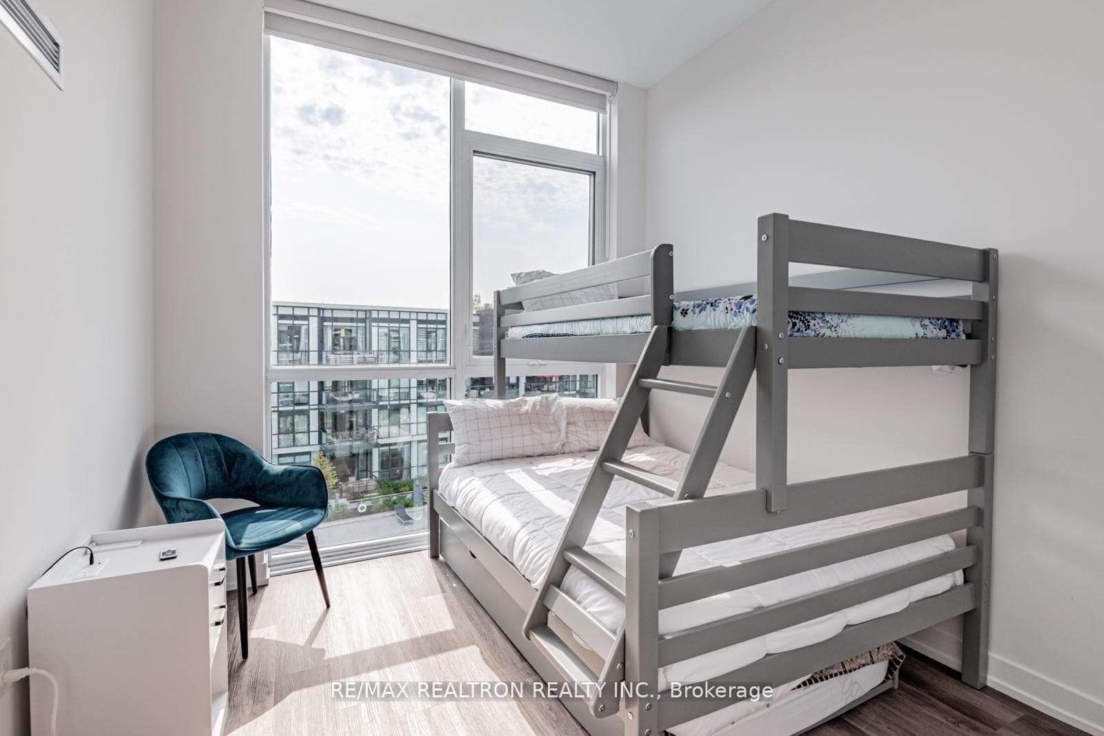 415 Sea Ray Avenue Unit 421 photo 5