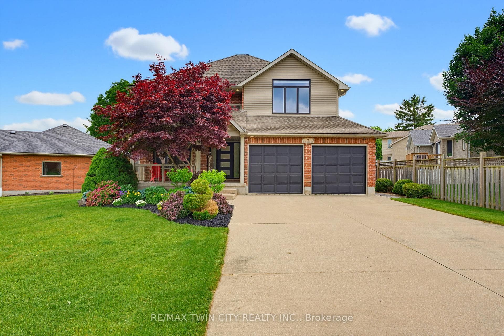 9 Burnside Drive photo 1