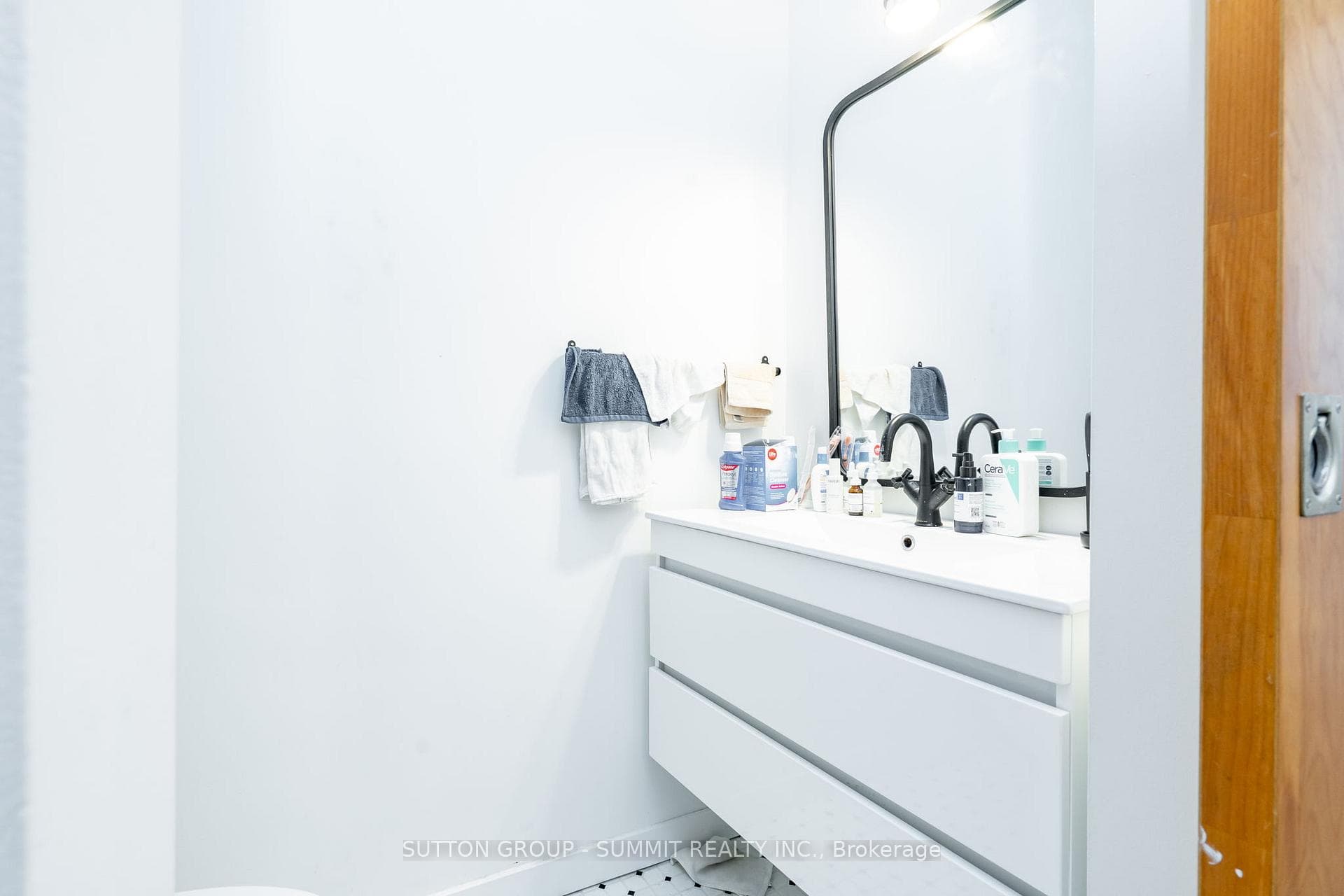 155 Dalhousie Street Unit 938 photo 18