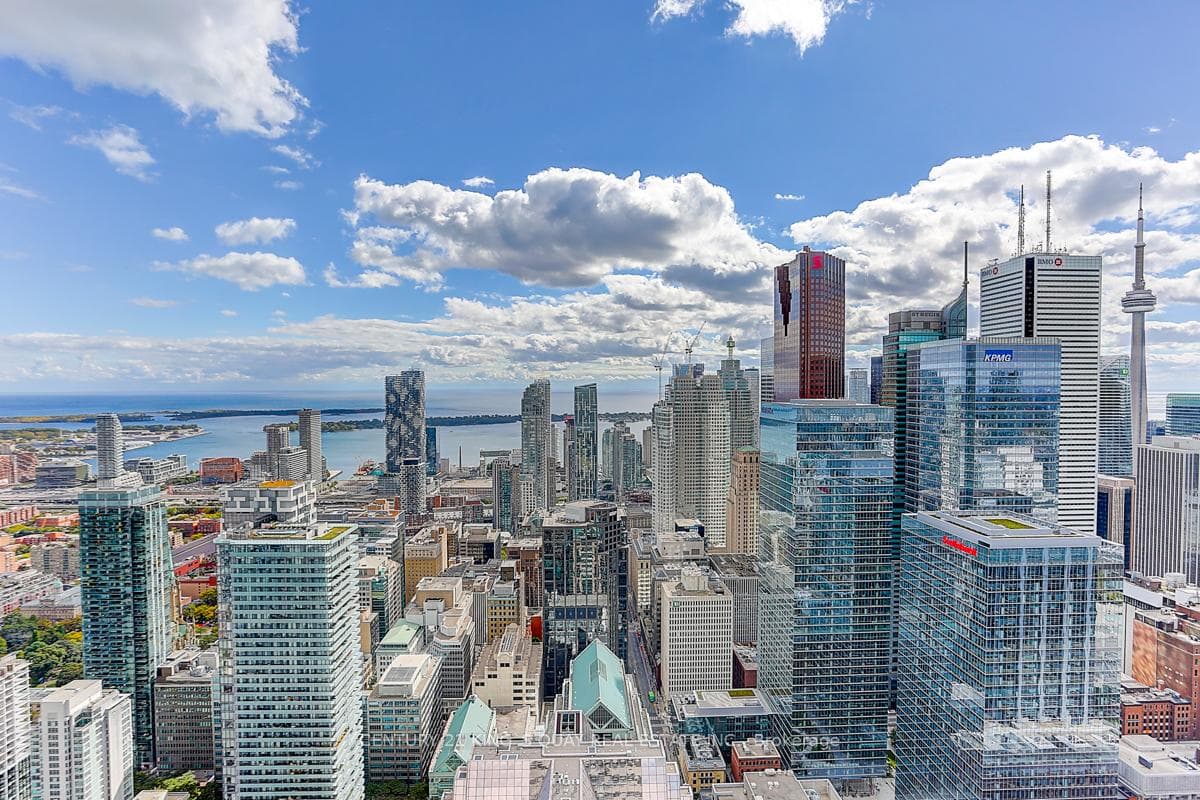 197 Yonge Street Unit 5907 photo 34