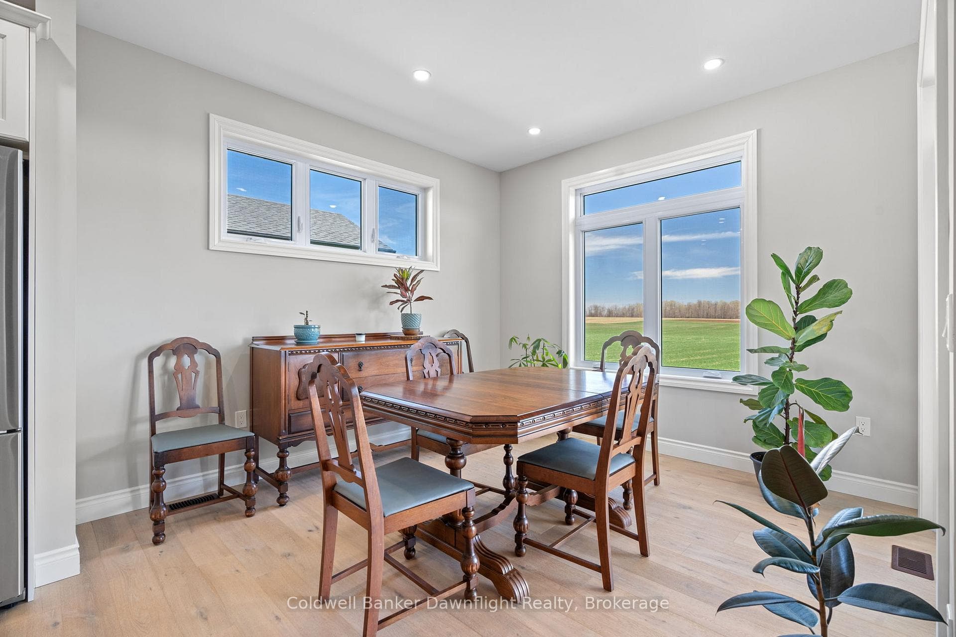 714 Gloria Street photo 28