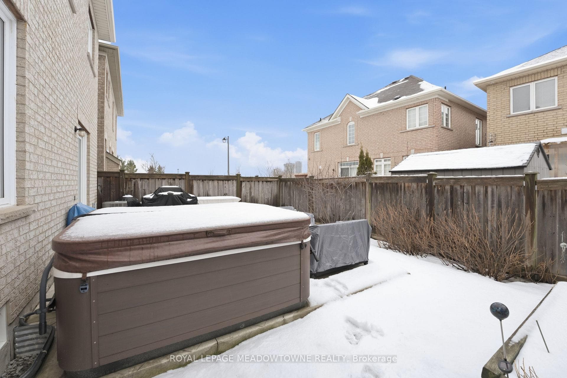 355 Greenlees Circle photo 40