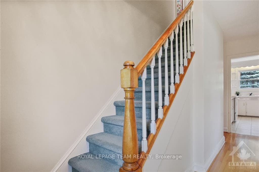 581 WINDERMERE Avenue photo 19