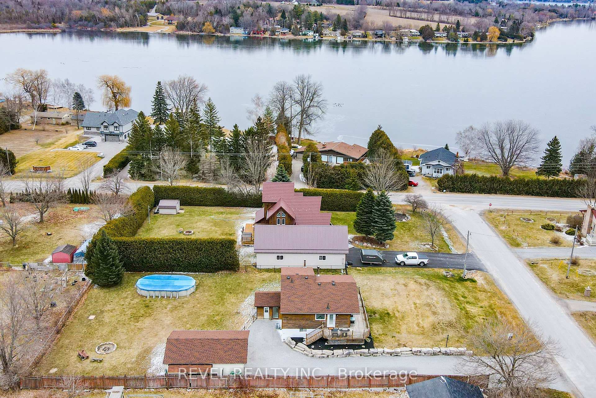 79 Hillside Drive photo 4