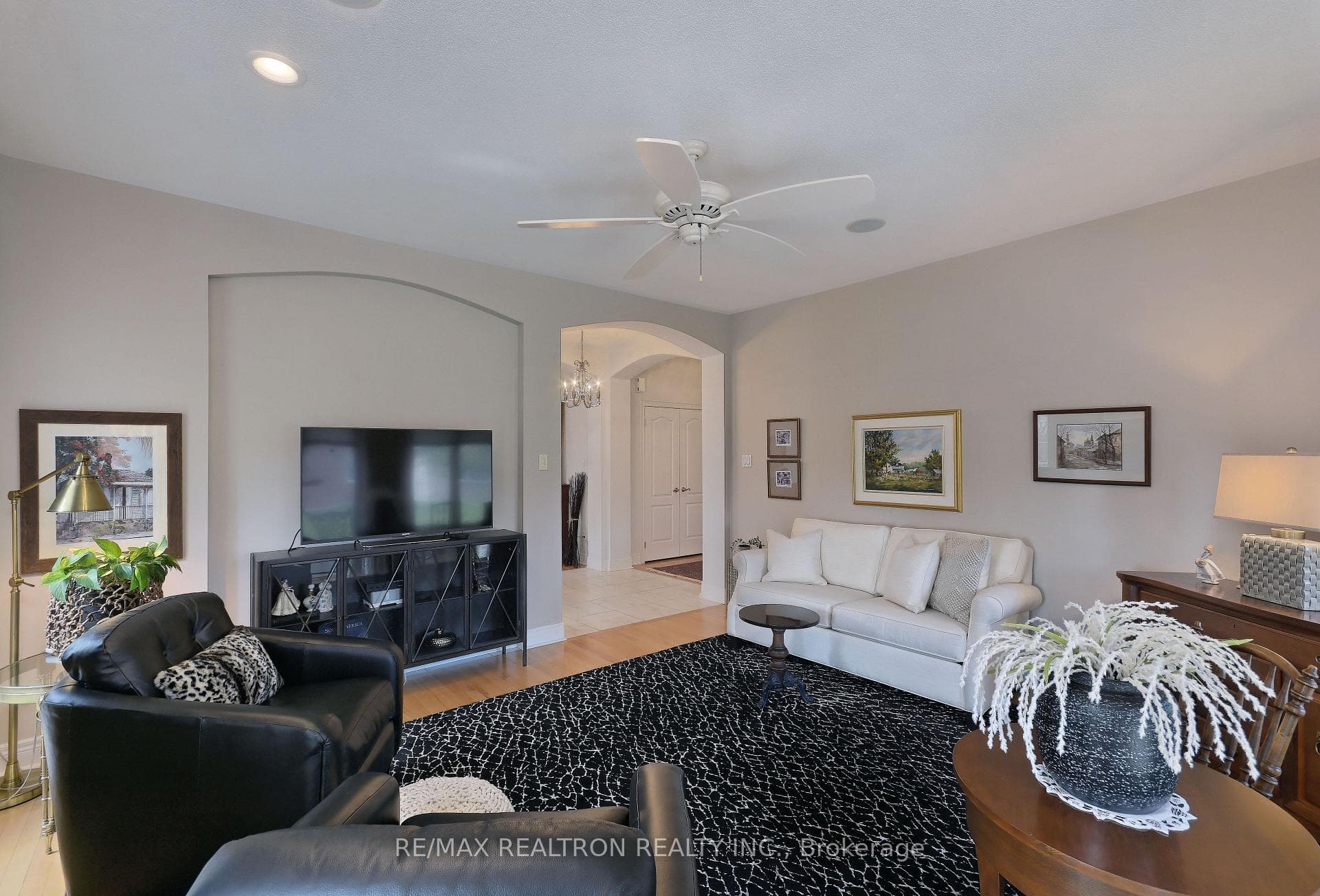 2 Vardon Gate N/A photo 6