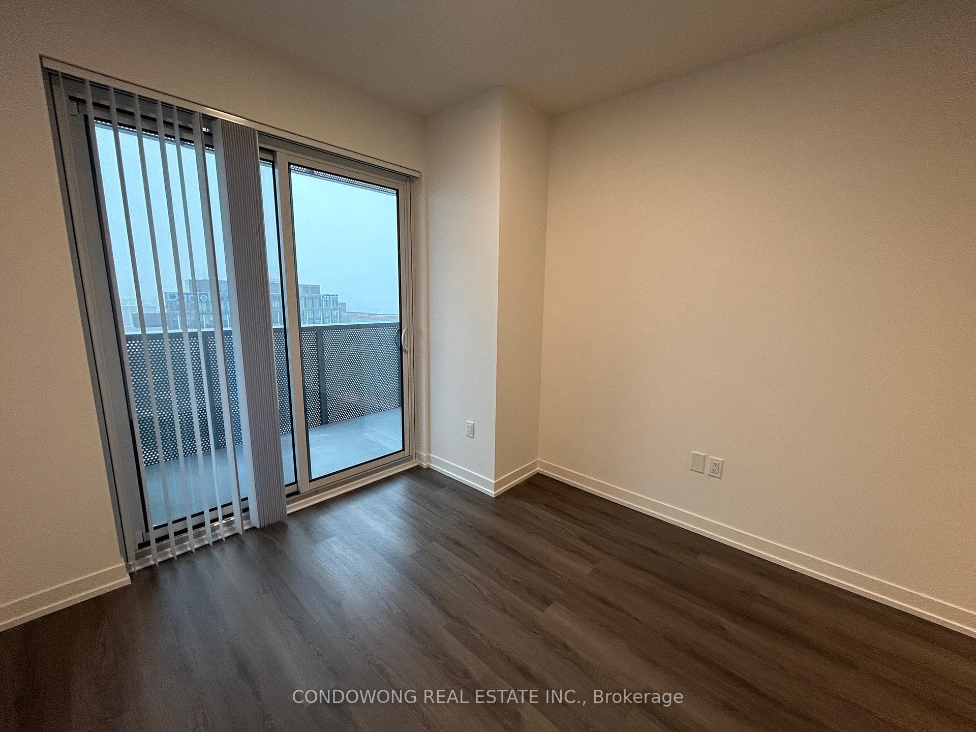 138 Downes Street Unit 2107 photo 9