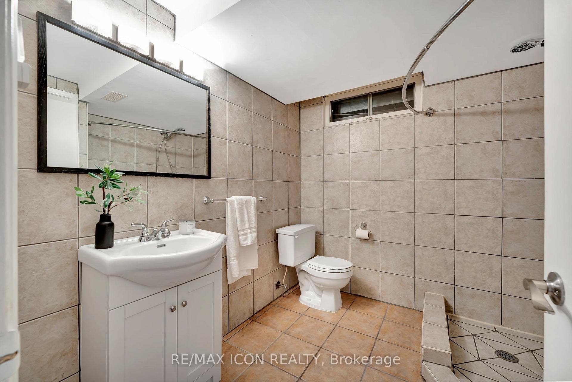 907 Lincoln Drive photo 31