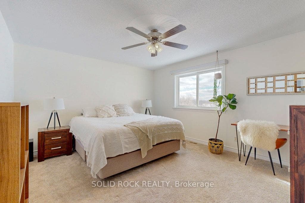 83 Comba Drive photo 23