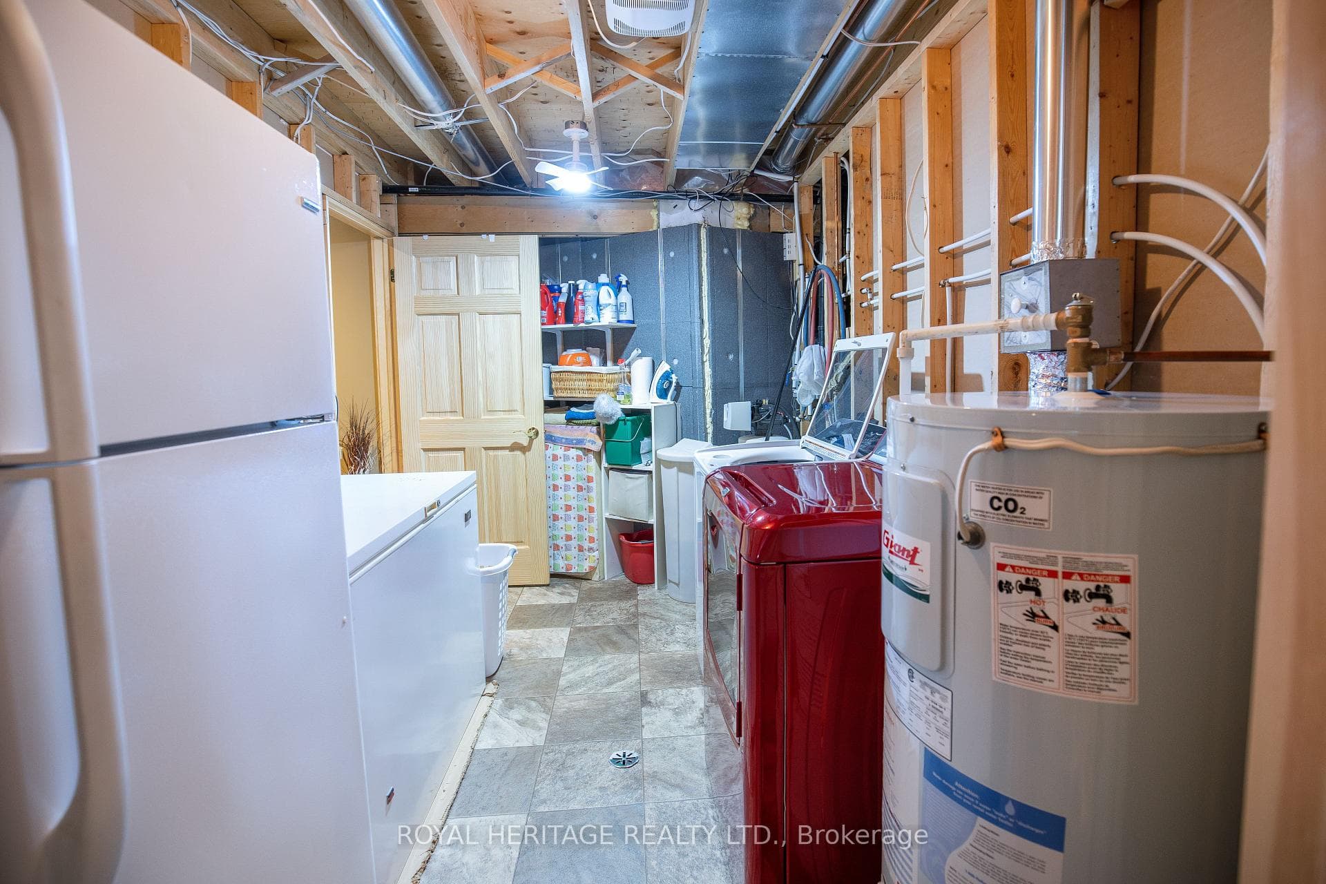 9 Pleasantview Crescent photo 22