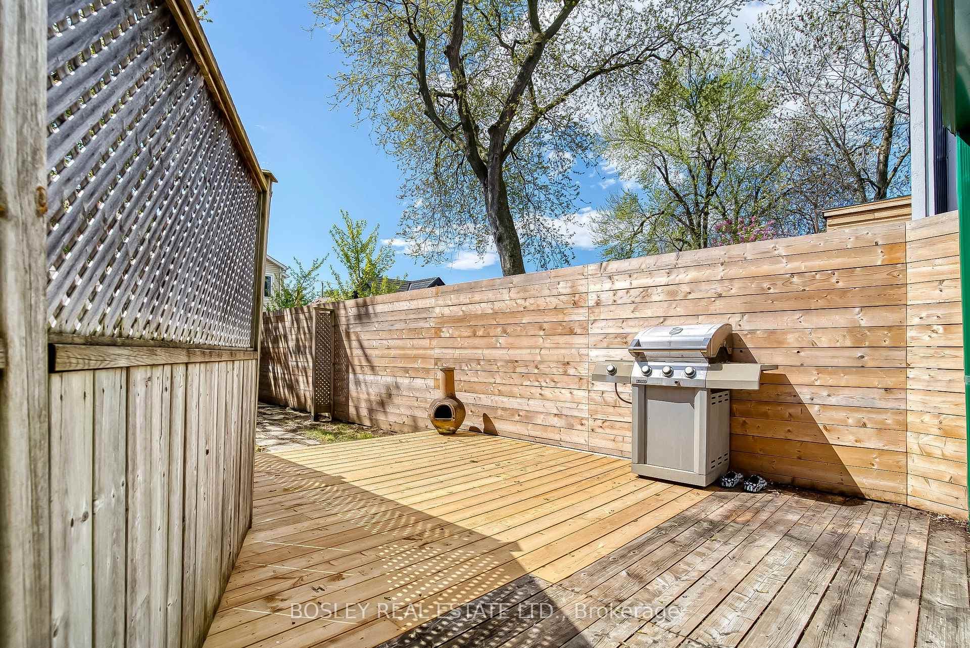 21 Cambrai Avenue photo 37