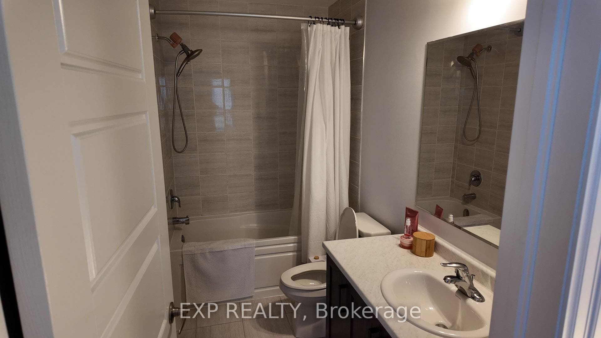 22 Spring Creek Drive Unit 64 photo 14