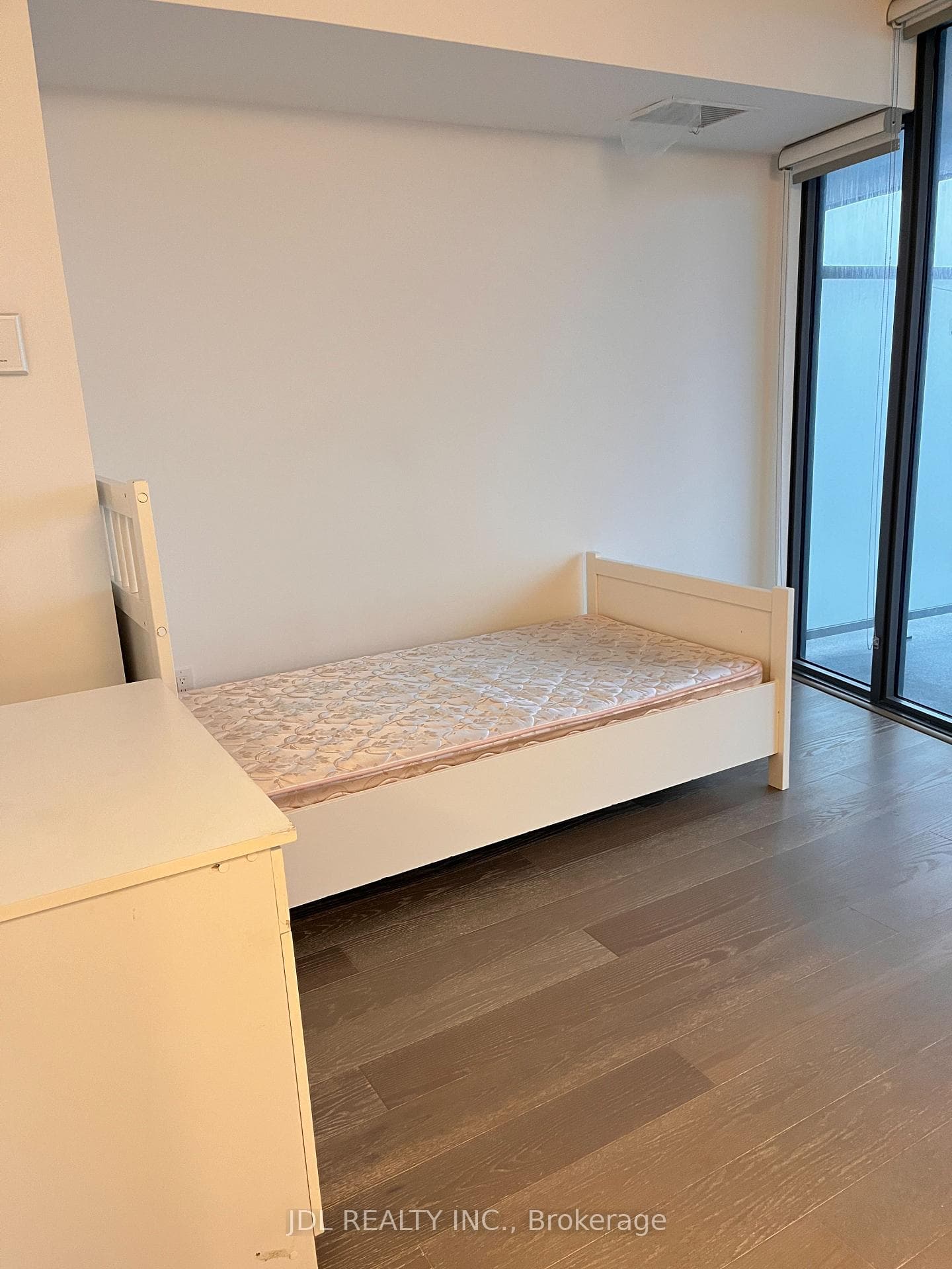 11 Wellesley Street Unit 2812 photo 6