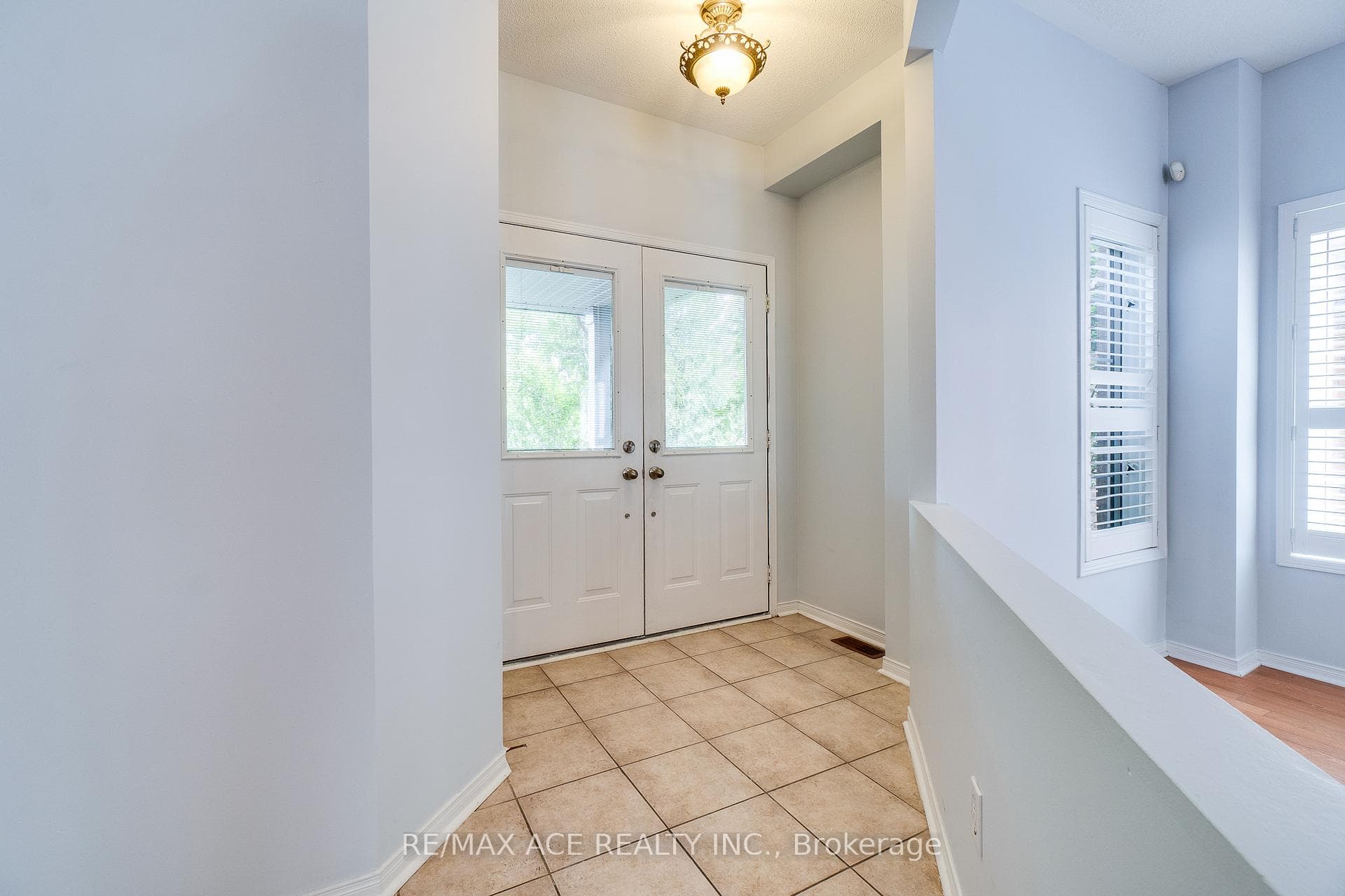 14 Castleford Drive photo 2