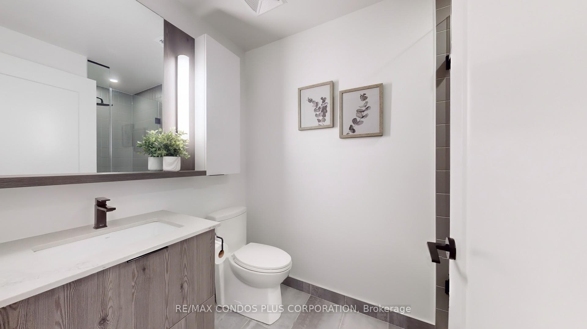 5 Defries Street Unit 420 photo 19